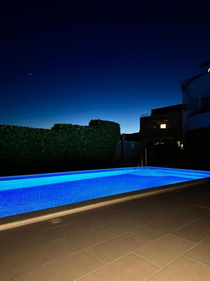 Apartments Villa Ohana Kastela Ngoại thất bức ảnh