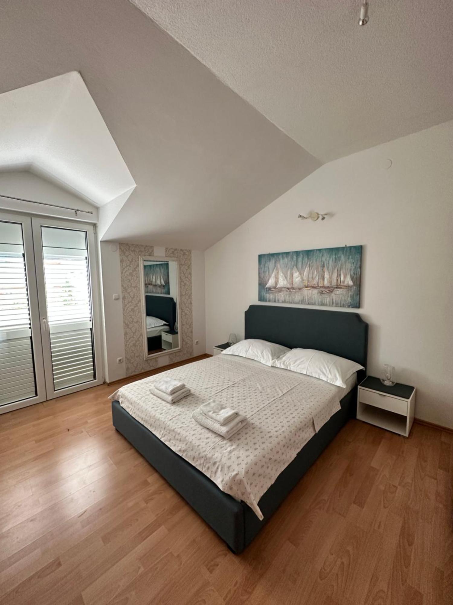 Apartments Villa Ohana Kastela Ngoại thất bức ảnh